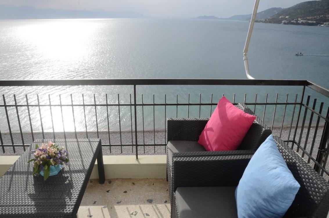 Captain'S Home Loutraki Екстер'єр фото